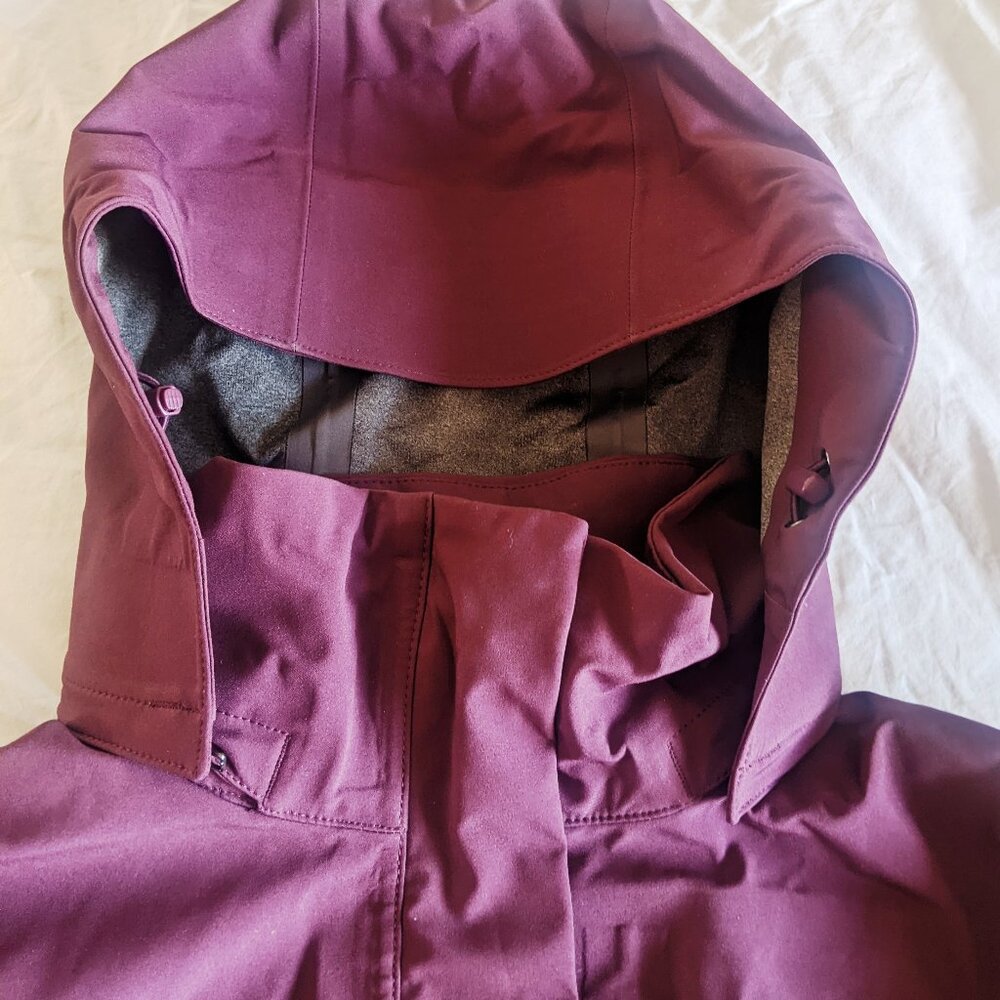 Patagonia Torrentshell Raincoat, Marune, XS